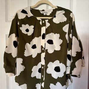 DAVI & DANI Olive Floral Blouse Small